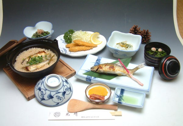 【千葉中央バス・JR千葉・京成津田沼発】ぽかぽかこたつ舟&宝登山のロウバイ 長瀞名物 鮎めしの昼食<コースNo.24-1102-B>(京成トラベルサービス)3